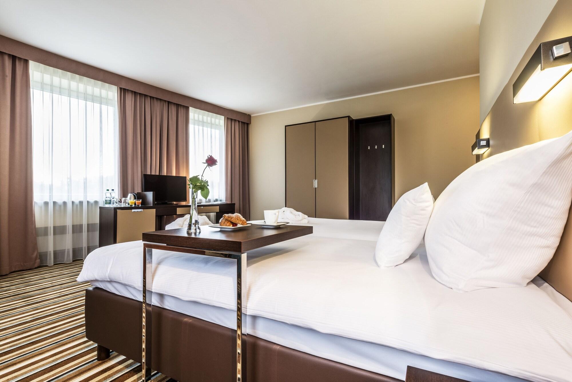 Hotel Victor Pruszkow Desilva 外观 照片