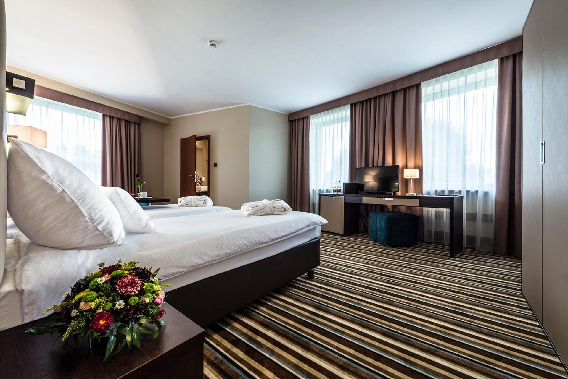 Hotel Victor Pruszkow Desilva 客房 照片