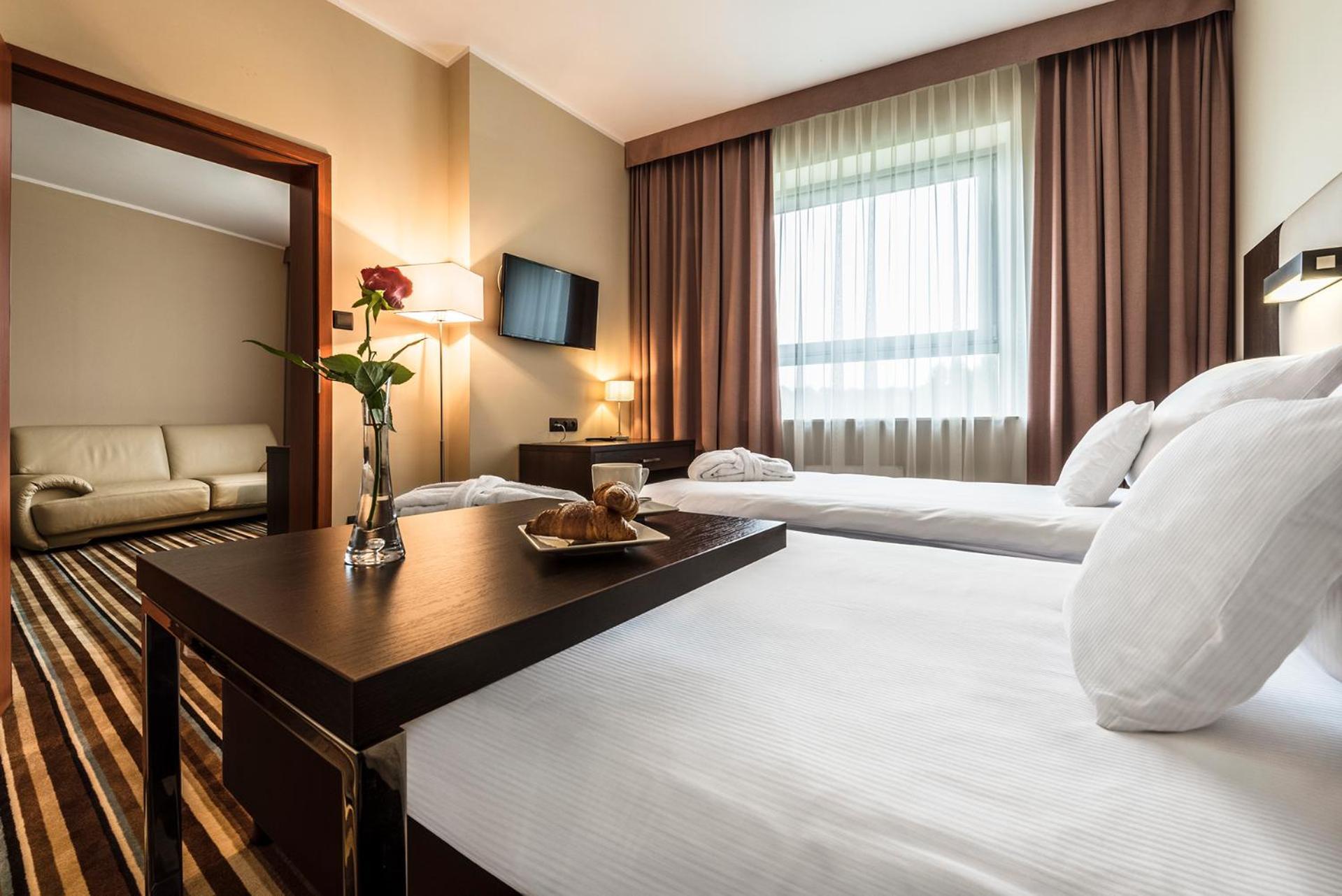 Hotel Victor Pruszkow Desilva 客房 照片