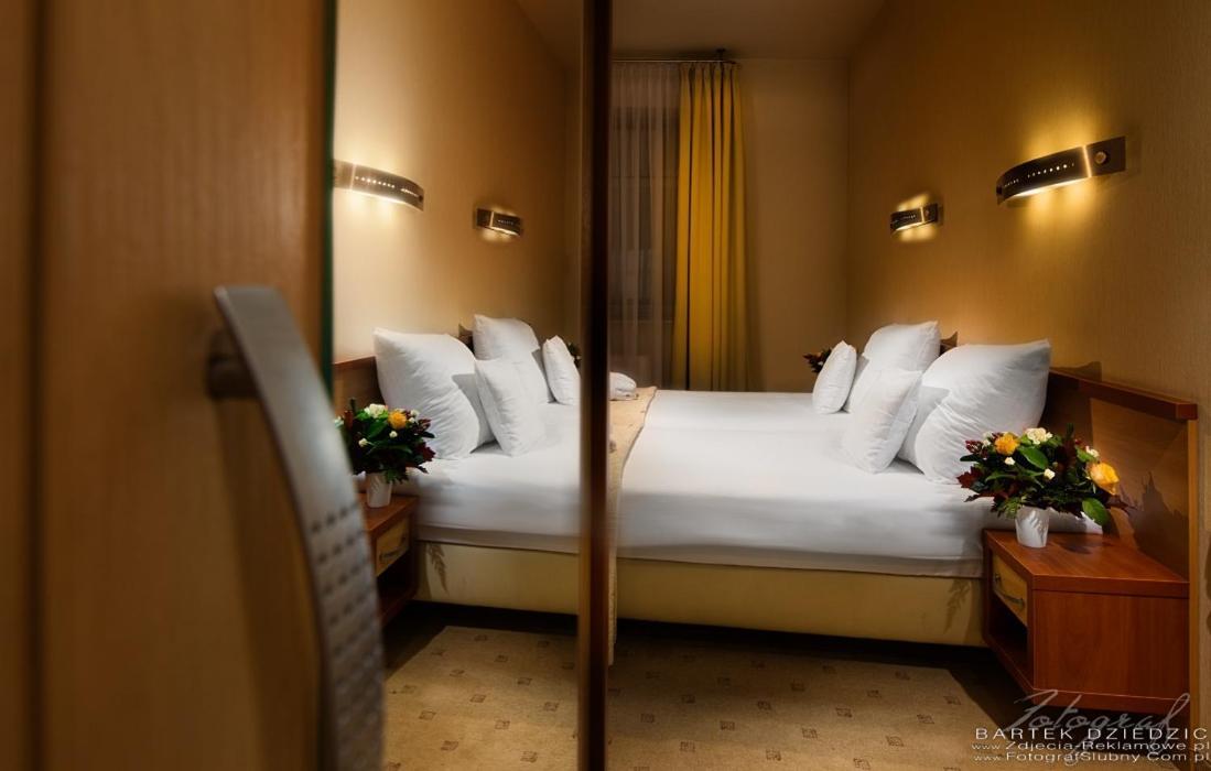 Hotel Victor Pruszkow Desilva 客房 照片